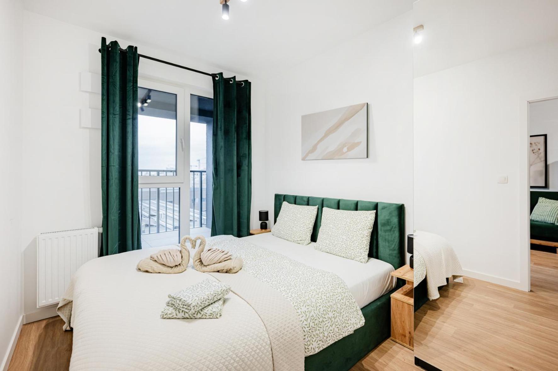 Apartment Legnicka 37 C *